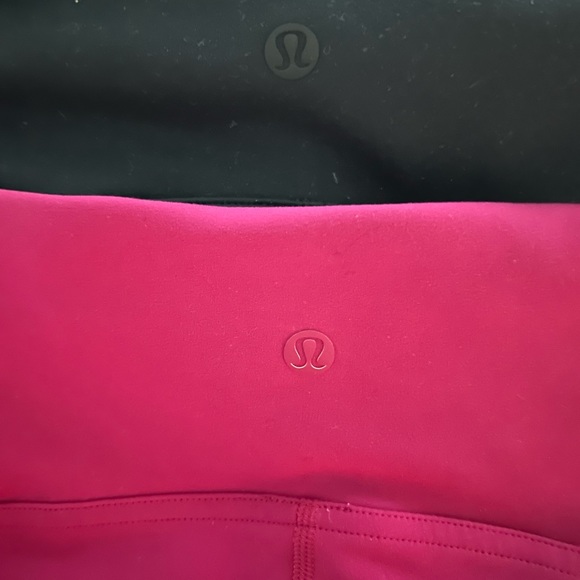 2 pairs of size 20 Lululemon leggings - Picture 2 of 5